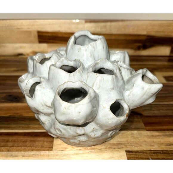White Ceramic Vase With 17 Openings Centerpiece Decor - Picture 6 of 9